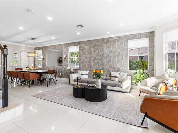 16895 SW 49 ct, Miramar FL 33027