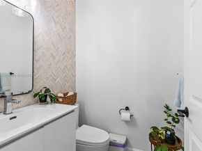 16895 SW 49 ct, Miramar FL 33027