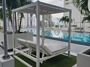 690 SW 1st Ct 2515, Miami FL 33130