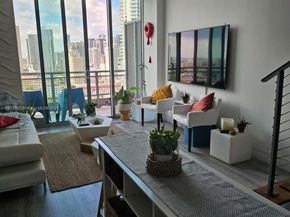 690 SW 1st Ct 2515, Miami FL 33130