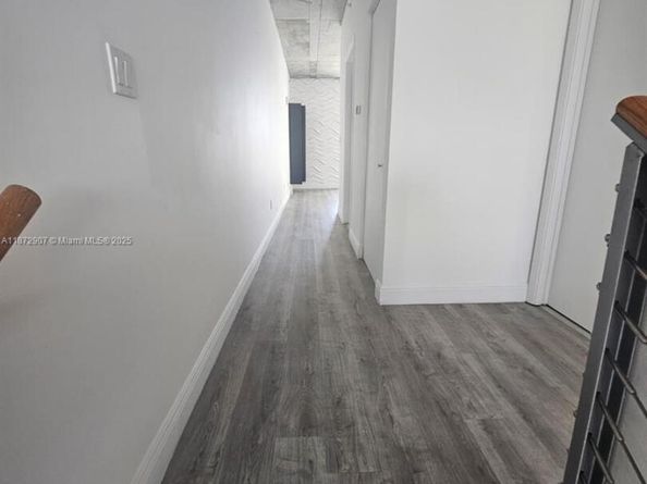 690 SW 1st Ct 2515, Miami FL 33130