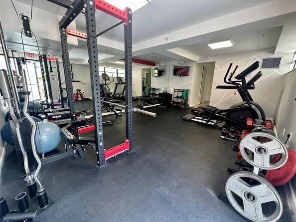 575 Crandon Blvd 707, Key Biscayne FL 33149