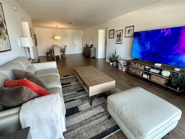 575 Crandon Blvd 707, Key Biscayne FL 33149