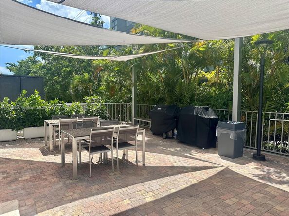 575 Crandon Blvd 707, Key Biscayne FL 33149