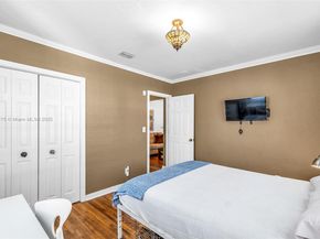 1860 NE 157th Ter, North Miami Beach FL 33162