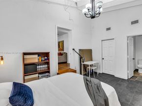 1860 NE 157th Ter, North Miami Beach FL 33162