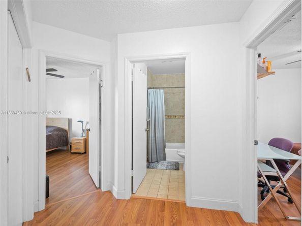 1340 NW 125th Ter, Sunrise FL 33323
