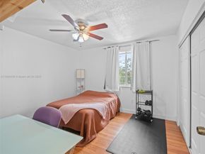 1340 NW 125th Ter, Sunrise FL 33323
