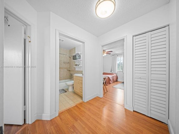 1340 NW 125th Ter, Sunrise FL 33323