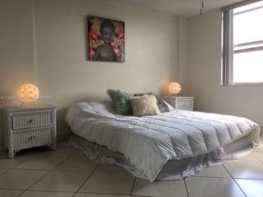 3660 NE 166th St 611, North Miami Beach FL 33160