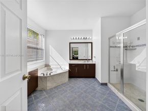 1623 Blue Jay Cir, Weston FL 33327