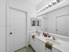 1623 Blue Jay Cir, Weston FL 33327