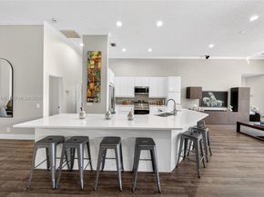 1623 Blue Jay Cir, Weston FL 33327