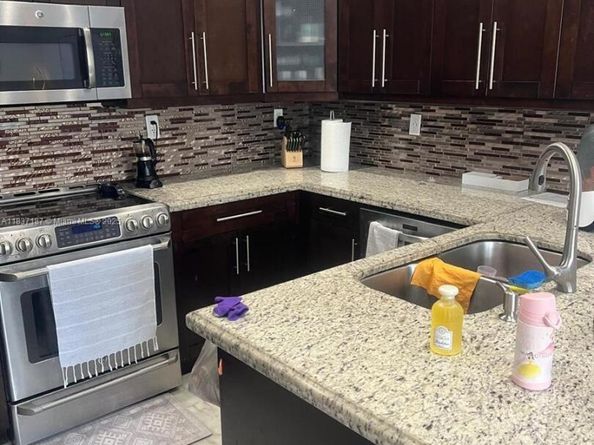 4301 SW 160th Ave 215, Miramar FL 33027