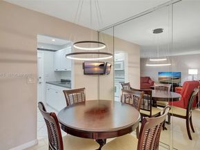 17001 NE 13th Ave 306, Miami FL 33162