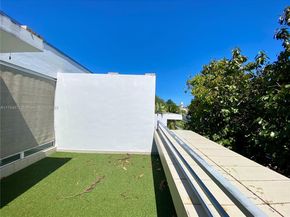 1600 Michigan Ave 8, Miami Beach FL 33139