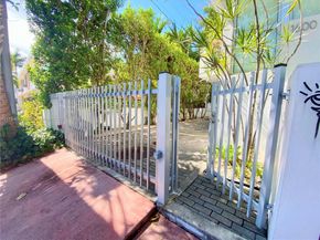 1600 Michigan Ave 8, Miami Beach FL 33139