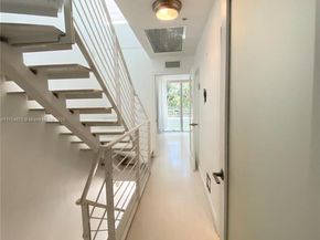 1600 Michigan Ave 8, Miami Beach FL 33139