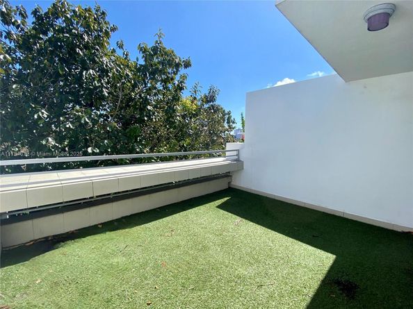 1600 Michigan Ave 8, Miami Beach FL 33139