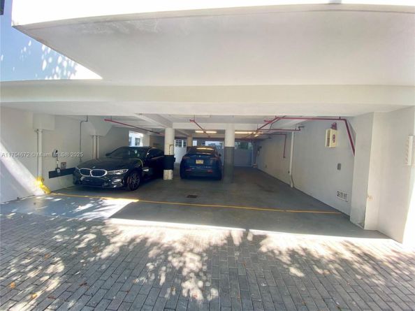 1600 Michigan Ave 8, Miami Beach FL 33139