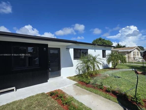 10765 SW 222nd Street, Goulds FL 33170