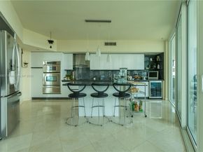 2127 Brickell Ave 3304, Miami FL 33129