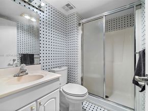 11166 NW 37th St, Sunrise FL 33351