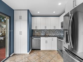 11166 NW 37th St, Sunrise FL 33351