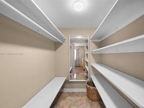 11166 NW 37th St, Sunrise FL 33351