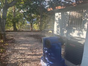 1905 NW 155th St, Miami Gardens FL 33054