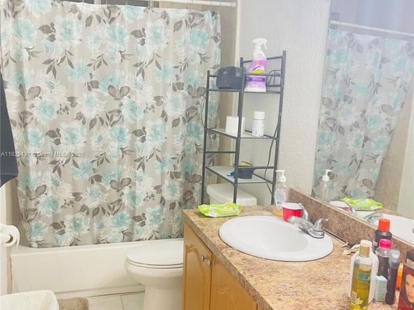 1905 NW 155th St, Miami Gardens FL 33054