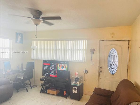 1905 NW 155th St, Miami Gardens FL 33054