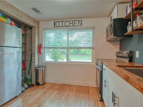 2614 Monroe St, Hollywood FL 33020