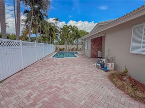 2101 NE 54th Ct, Fort Lauderdale FL 33308