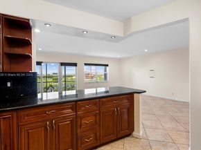 200 Diplomat Pkwy 825, Hallandale Beach FL 33009