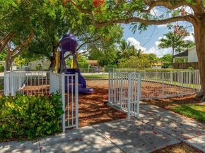 246 NE 13th St, Delray Beach FL 33444