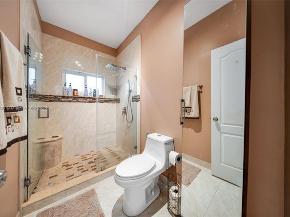 18043 SW 144th Pl, Miami FL 33177