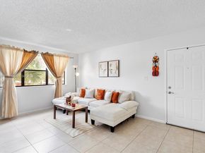 510 S Park Rd 2510, Hollywood FL 33021