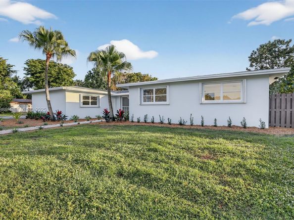 6800 NW 7th St, Plantation FL 33317