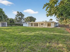 6800 NW 7th St, Plantation FL 33317