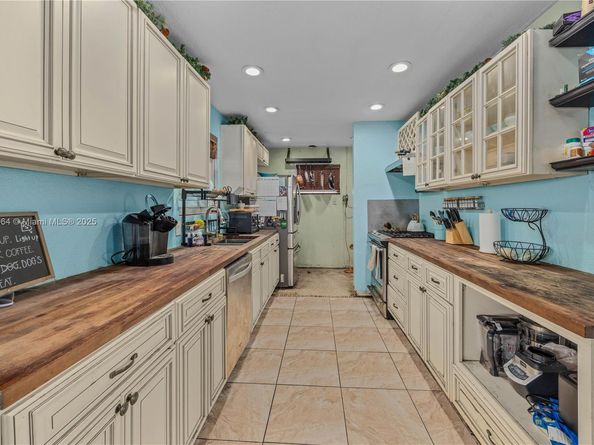 4450 SW 24th St, Fort Lauderdale FL 33317