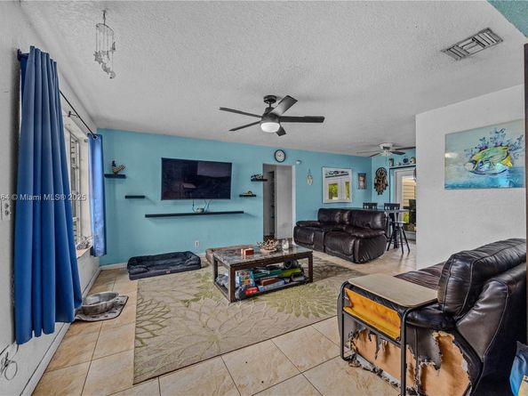 4450 SW 24th St, Fort Lauderdale FL 33317
