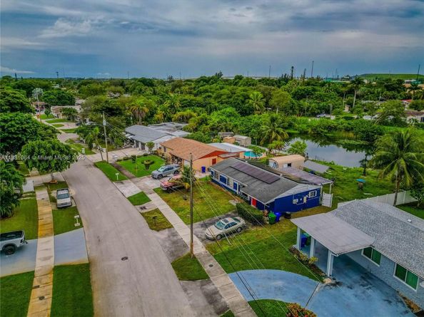 4450 SW 24th St, Fort Lauderdale FL 33317