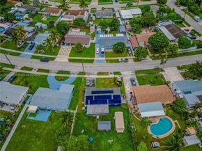 4450 SW 24th St, Fort Lauderdale FL 33317