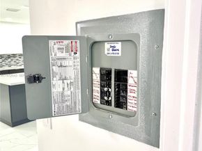 7690 Tahiti Ln 202, Lake Worth FL 33467