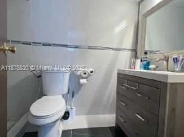 801 Three Islands Blvd 112, Hallandale Beach FL 33009