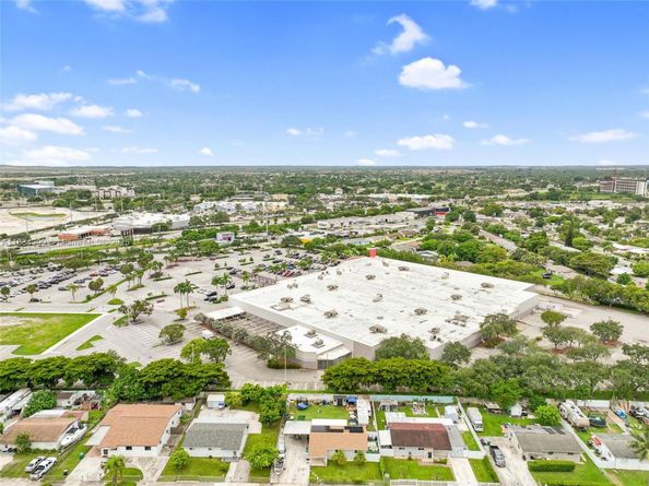 20210 SW 112th Pl, Miami FL 33189