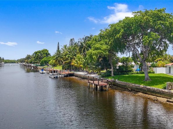 1710 SW 1st Ave, Pompano Beach FL 33060