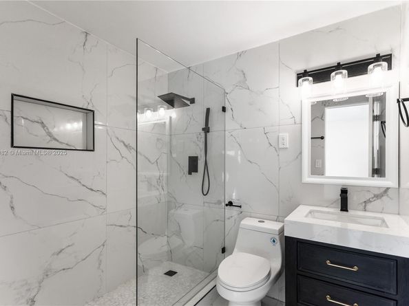 1710 SW 1st Ave, Pompano Beach FL 33060
