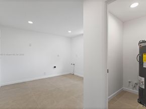 1710 SW 1st Ave, Pompano Beach FL 33060